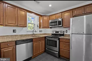 12 Pearl Dr, Doylestown, PA 18901 - Photo 4