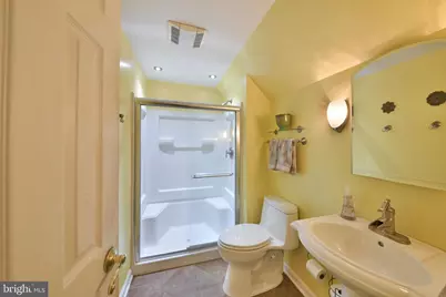 65 Hawk Road, Levittown, PA 19056 - Photo 32