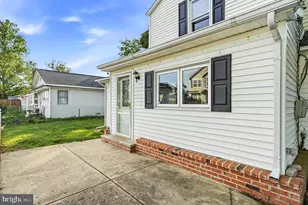 1938 Parkview Ave, Bristol, PA 19007 - Photo 4