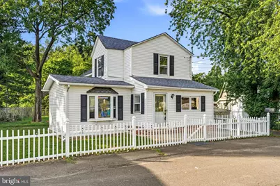 1938 Parkview Avenue, Bristol, PA 19007 - Photo 1