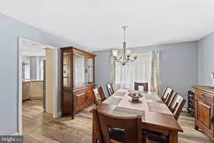 923 Otto Ln, Warminster, PA 18974 - Photo 8