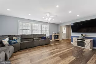 923 Otto Ln, Warminster, PA 18974 - Photo 4