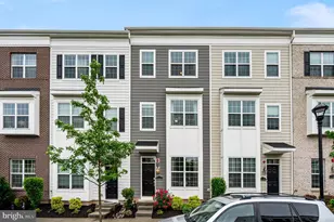 112 Annapolis St, Bensalem, PA 19020 - Photo 2