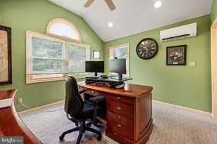 6 Goldenrod Ct, Newtown, PA 18940 - Photo 16