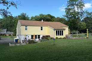 2813 Country Ln, Langhorne, PA 19047 - Photo 24