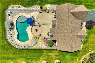 1101 Presidential Dr, Quakertown, PA 18951 - Photo 2