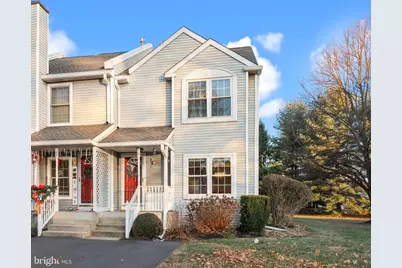 23 Violet Lane, Newtown, PA 18940 - Photo 2
