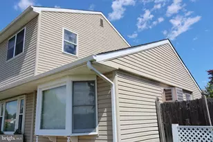 229 Suffolk Rd, Fairless Hills, PA 19030 - Photo 4