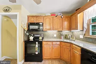 902 Carlin Dr, Southampton, PA 18966 - Photo 8