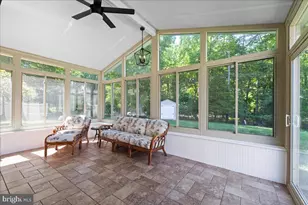 598 Constitutional Dr, Warminster, PA 18974 - Photo 30