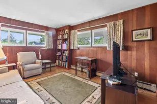 78 Red Berry Rd, Levittown, PA 19056 - Photo 24