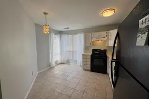 290 Woods Edge Pl, Langhorne, PA 19047 - Photo 6