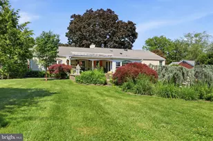 750 Sweetbriar Dr, Warminster, PA 18974 - Photo 40