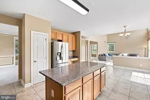 4 Hartfeld Rd, Newtown, PA 18940 - Photo 10
