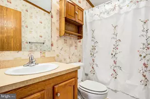 271 Dogwood Dr, Quakertown, PA 18951 - Photo 12
