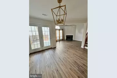 692 Danbury Court, Newtown, PA 18940 - Photo 2
