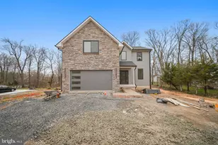 2947 Bridge St, Furlong, PA 18925 - Photo 2