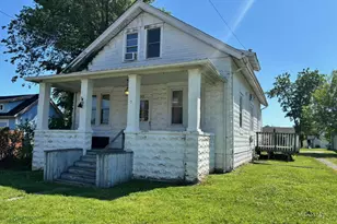 225 Centre St, Langhorne, PA 19047 - Photo 1