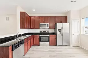 145 Mercer Ct, Fairless Hills, PA 19030 - Photo 10