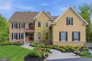 250 Rocksville Rd, Southampton, PA 18966 - Photo 2