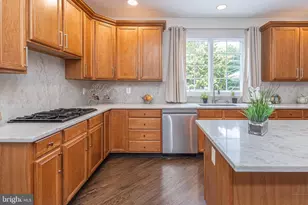 2062 Silverwood Dr, Newtown, PA 18940 - Photo 18