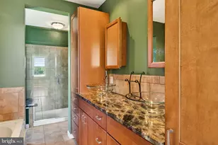 1 Pine Grove St, Bristol, PA 19007 - Photo 36