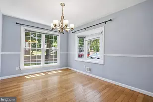 392 Rutgers Ct, Bensalem, PA 19020 - Photo 4