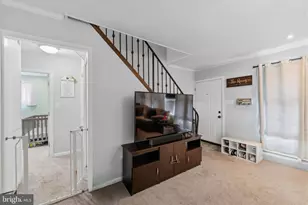 44 Quickset Rd, Levittown, PA 19057 - Photo 2