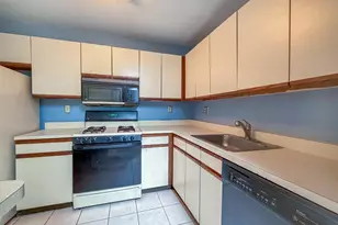 804 Diamond Dr, Newtown, PA 18940 - Photo 8