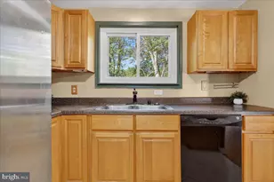 1404 Hampton Ln, Warminster, PA 18974 - Photo 18