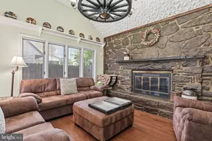 12 Idolstone Rd, Levittown, PA 19057 - Photo 16