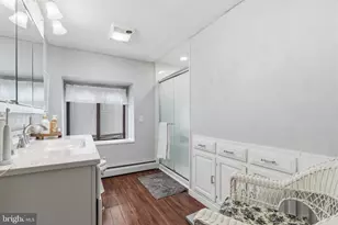 12 Idolstone Rd, Levittown, PA 19057 - Photo 24