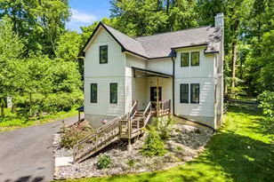 225 Playwicki St, Langhorne, PA 19047 - Photo 2