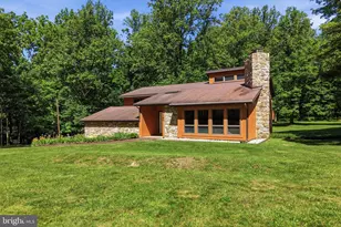 1160 Camp Skymount Rd, Green Lane, PA 18054 - Photo 2