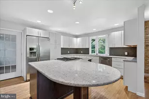 73 Shady Grove Cir, Doylestown, PA 18901 - Photo 16