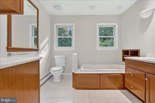 73 Shady Grove Cir, Doylestown, PA 18901 - Photo 32