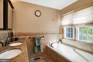 2125 Robin Dr, Warrington, PA 18976 - Photo 22