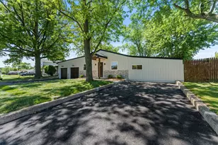 55 Balsam Rd, Levittown, PA 19057 - Photo 4