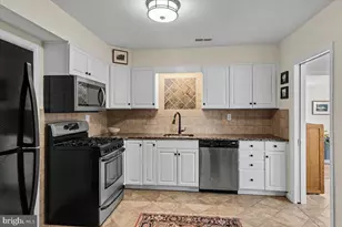 695 Locust Rd, Warminster, PA 18974 - Photo 8