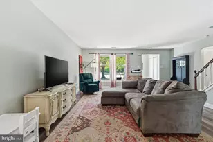 1374 Beechdrop Ct, Yardley, PA 19067 - Photo 4