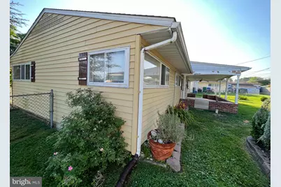 24 Indian Park Road, Levittown, PA 19057 - Photo 2