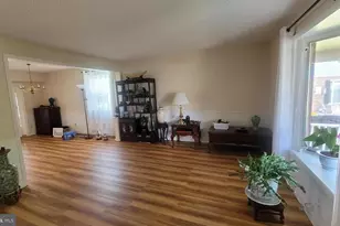 6433 Lenox Ct, Bensalem, PA 19020 - Photo 6