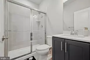 212 Foxhedge Rd, Chalfont, PA 18914 - Photo 18