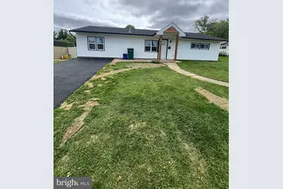 23 Mimosa Lane, Levittown, PA 19054 - Photo 2