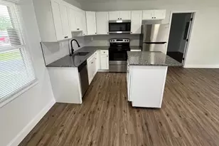 23 Mimosa Ln, Levittown, PA 19054 - Photo 8