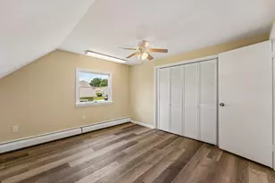 9 Rustleaf Ln, Levittown, PA 19055 - Photo 20