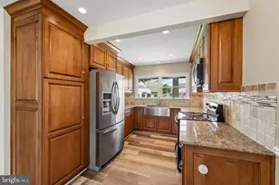 9 Rustleaf Ln, Levittown, PA 19055 - Photo 28