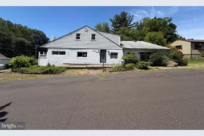 1916 Fernbrook Avenue, Feasterville-Trevose, PA 19053 - Photo 2