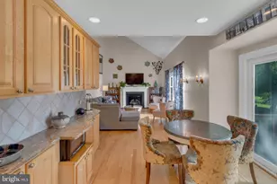 202 Woodspring Cir, Doylestown, PA 18901 - Photo 16