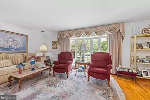 573 Hammond Dr, Yardley, PA 19067 - Photo 10